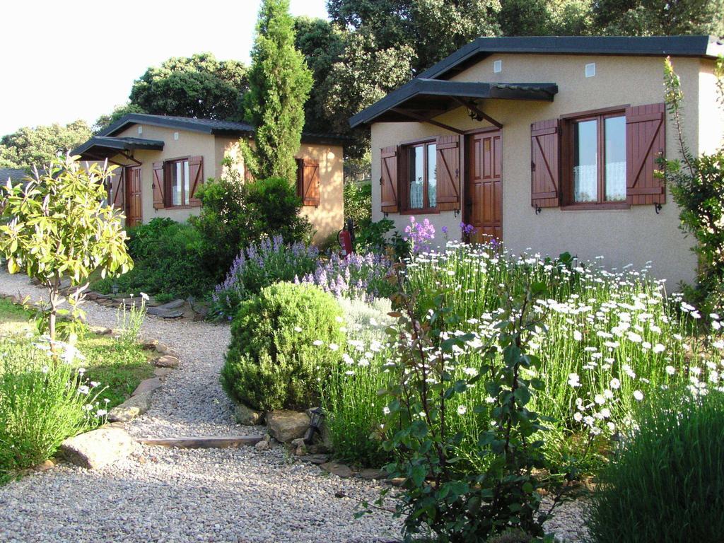 Casas de Belvis La Cerca Del Alcornoque旅馆 外观 照片