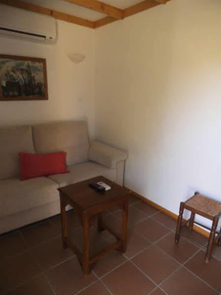 Casas de Belvis La Cerca Del Alcornoque旅馆 外观 照片
